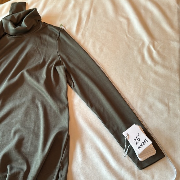 New Lands' End Women's Supima Cotton Turtleneck - Picture 13 of 14